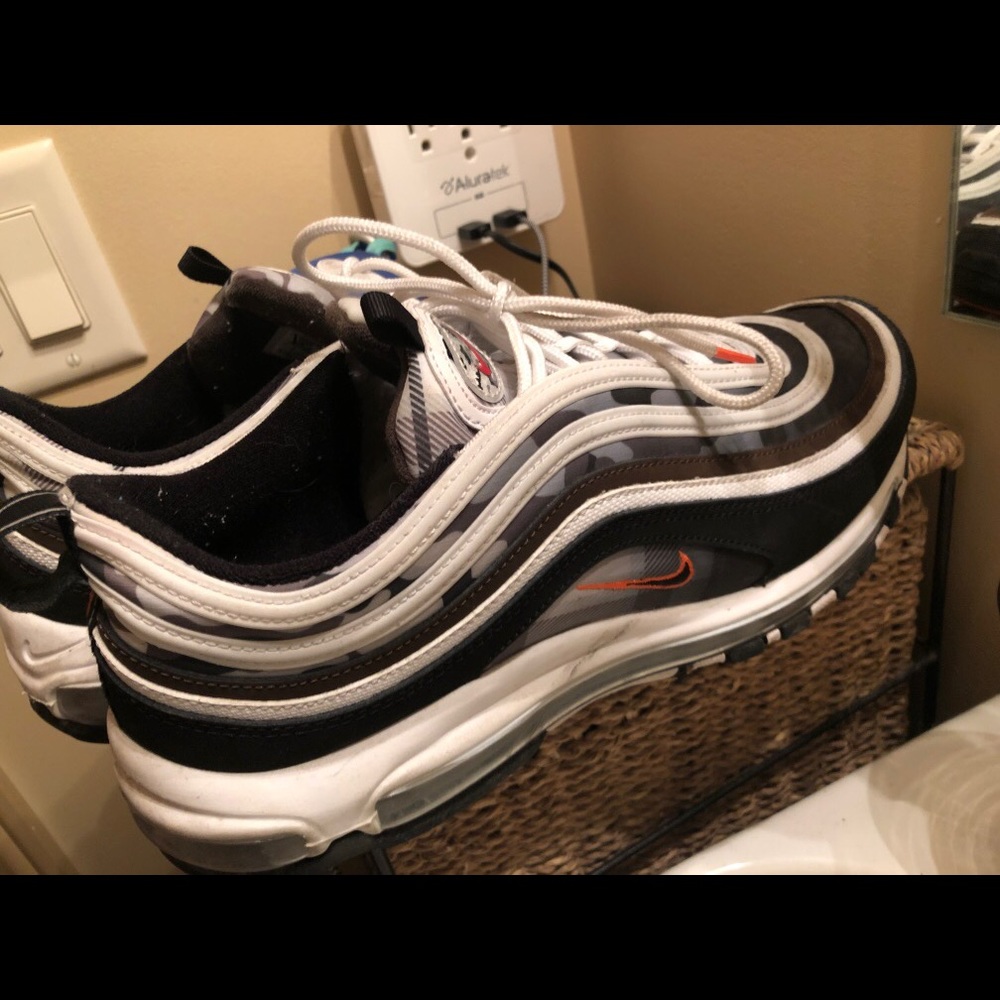 airmaxs worn twice